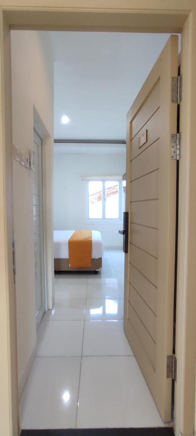 Batik Oma House Hotel Yogyakarta Exterior foto